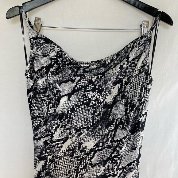 Black and white snake print cowl neck maxi dress - Picture 4 of 11